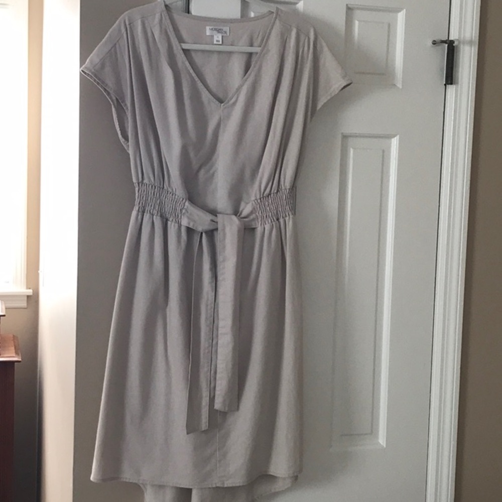 Morgan Taylor Light Gray Midi Dress